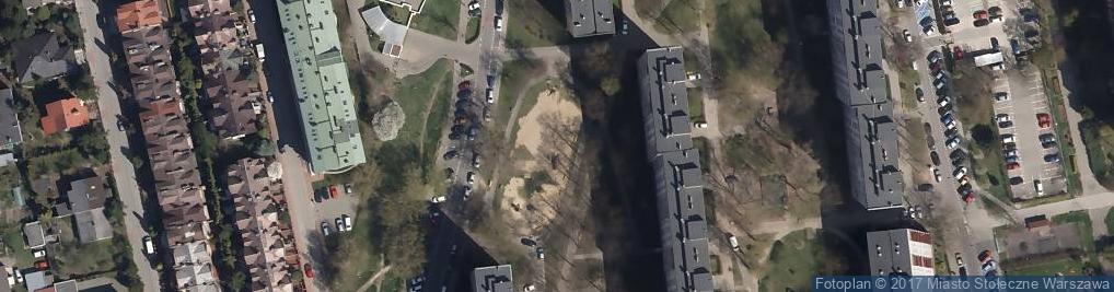 Zdjęcie satelitarne Plac zabaw, Ogródek