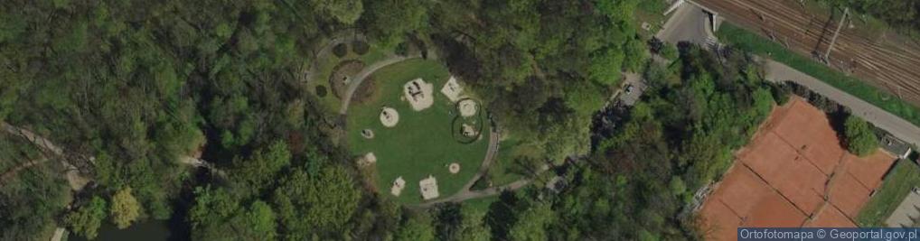 Zdjęcie satelitarne Plac zabaw, Ogródek