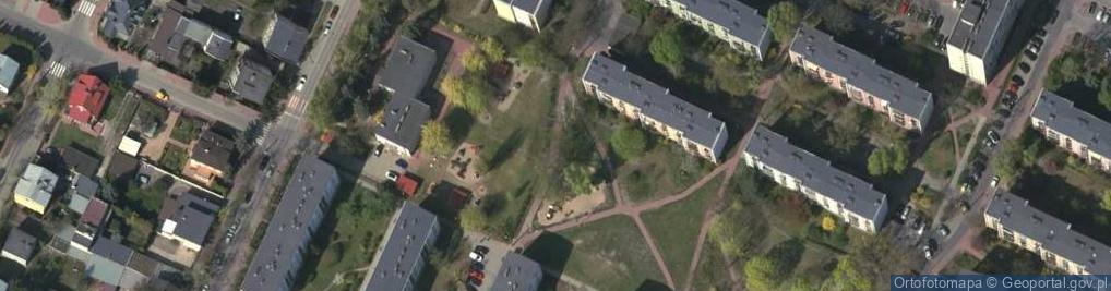 Zdjęcie satelitarne Plac zabaw, Ogródek