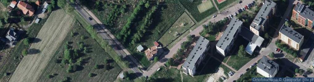 Zdjęcie satelitarne Plac zabaw, Ogródek