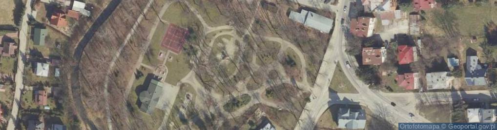Zdjęcie satelitarne Plac zabaw, Ogródek