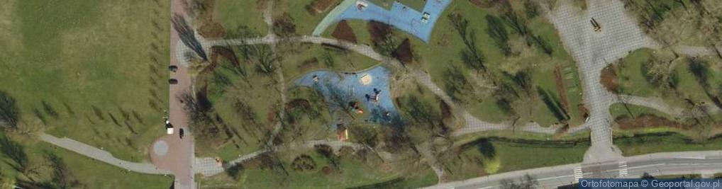 Zdjęcie satelitarne Plac zabaw, Ogródek