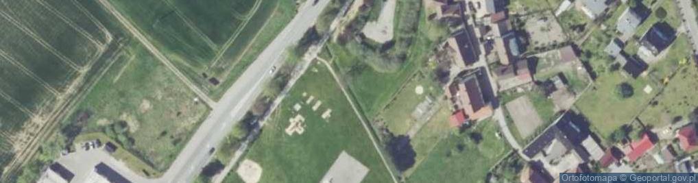 Zdjęcie satelitarne Plac zabaw, Ogródek
