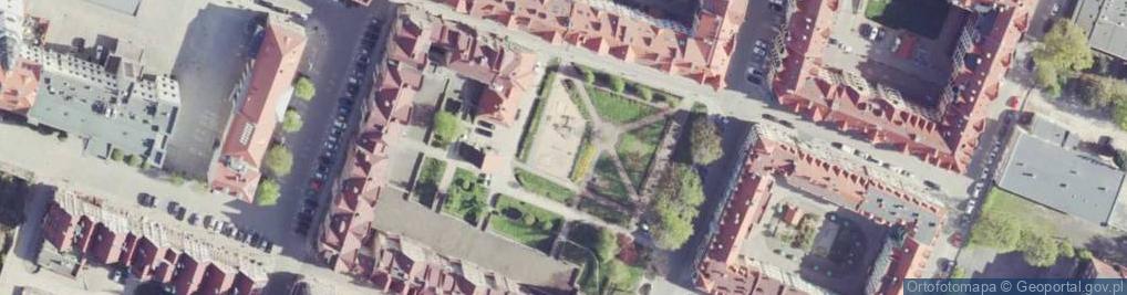 Zdjęcie satelitarne Plac zabaw, Ogródek