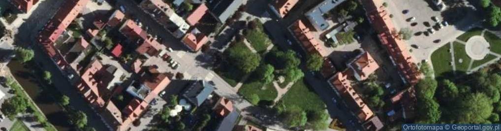 Zdjęcie satelitarne Plac zabaw, Ogródek
