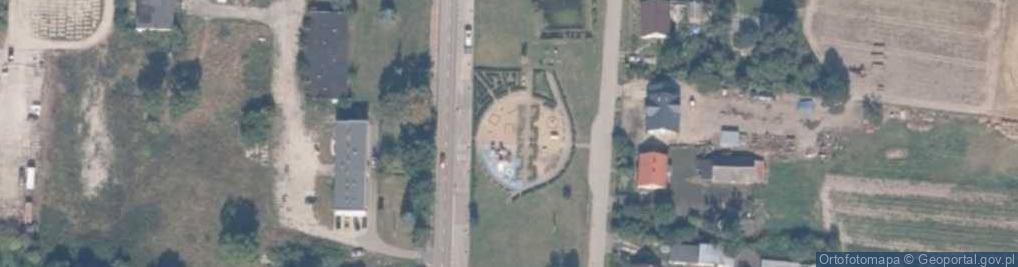 Zdjęcie satelitarne Plac zabaw, Ogródek
