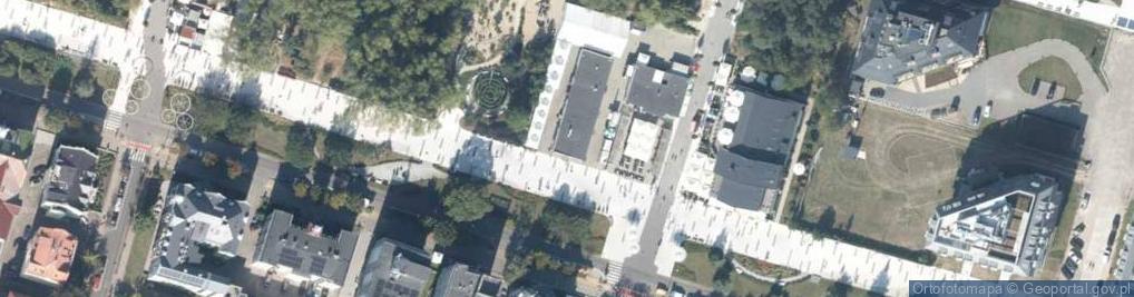 Zdjęcie satelitarne Planet Cash - Bankomat