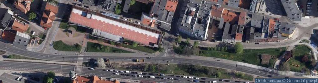Zdjęcie satelitarne Wielopoziomowy Parking Pod Blankami