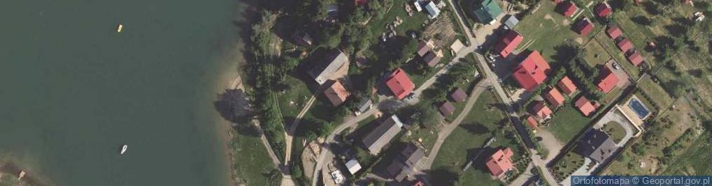 Zdjęcie satelitarne Dwa górskie domki letniskowe
