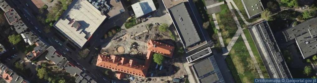 Zdjęcie satelitarne Budynek C-14