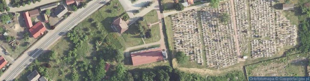 Zdjęcie satelitarne Janowi Dorobiszowi proboszczowi parafii Krzeszyce w latach 1965