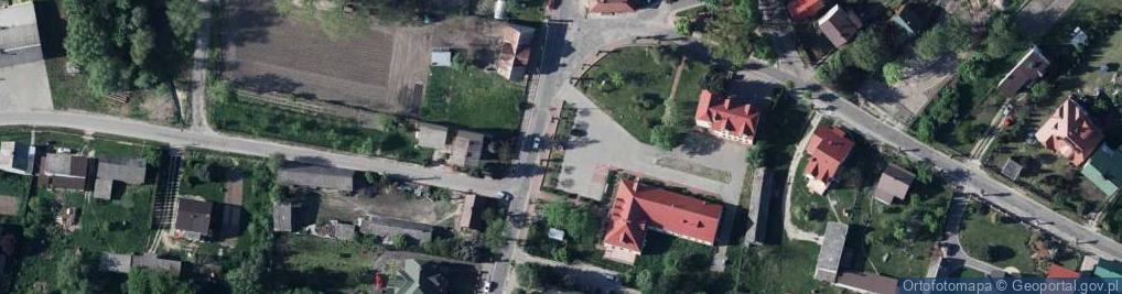 Zdjęcie satelitarne Pamięci Poległych Mieszkańców Ziemii Stężyckiej w Czasie I i II