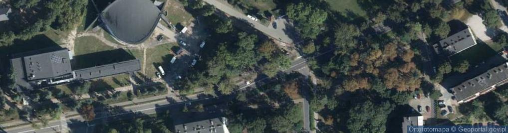 Zdjęcie satelitarne Pamięci poległym w walce z najeźdźcą niemieckim, 1939 - 1945