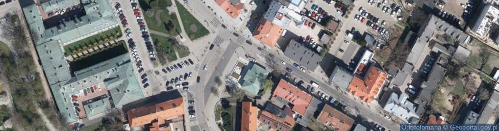Zdjęcie satelitarne Poległym w obronie Płocka w 1920 roku