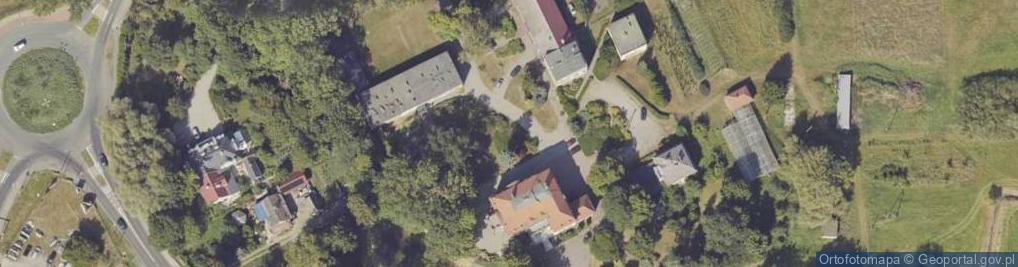 Zdjęcie satelitarne Pomnik 60-lecia państwowego technikum ogrodniczego.