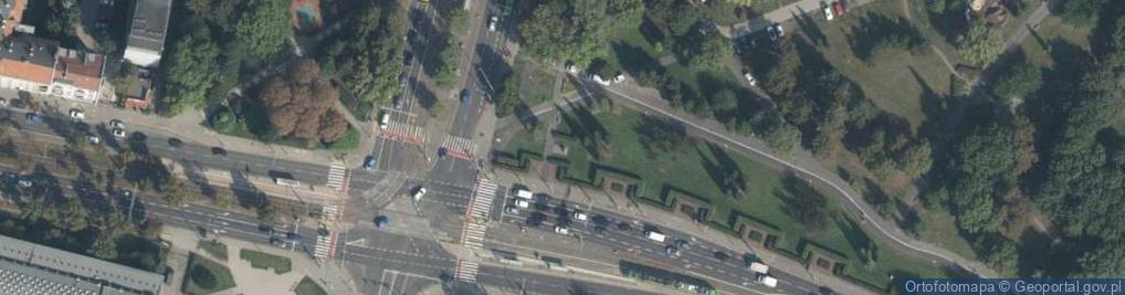 Zdjęcie satelitarne Pomnik katastrofy lotniczej z 10.06.1952 r.