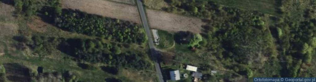 Zdjęcie satelitarne Pomnik ku czci 25 mieszkańców Pieniek Szczepockich zamordowanyc