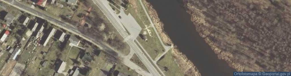 Zdjęcie satelitarne Pomnik ku czci Idziego Tui