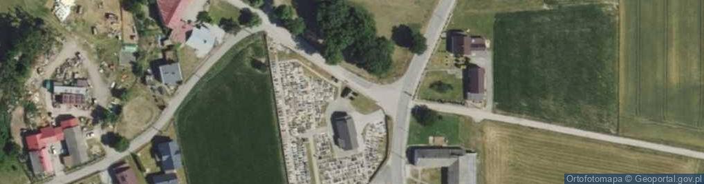 Zdjęcie satelitarne Pomnik ku czci poległych w I i II wojnie światowej