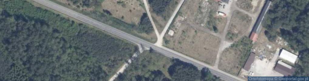 Zdjęcie satelitarne Pomnik ku czci poległych w latach 1945-1954 Fukcjonariuszom MO