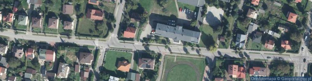 Zdjęcie satelitarne Pomnik ku czci żołnierzy walczących i pomordowanych w czasie II