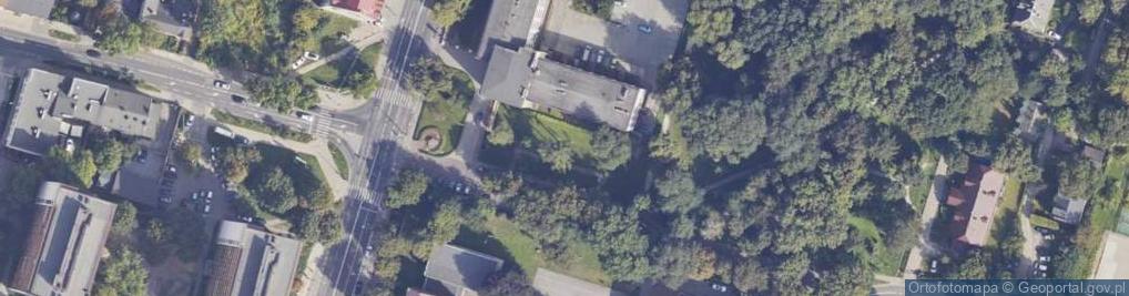 Zdjęcie satelitarne Pomnik Leopolda Pac-Pomarnackiego