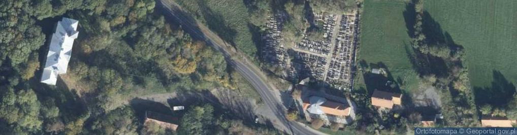 Zdjęcie satelitarne Pomnik pamięci mieszkańców parafii Czerwona Wieś ofiar II Wojny