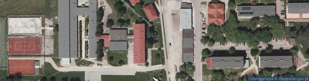 Zdjęcie satelitarne Pomnik por. Józefa Sarny