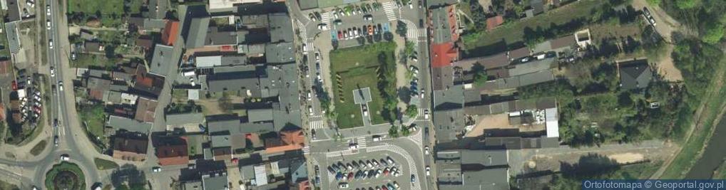 Zdjęcie satelitarne Pomnik Powstańców Wielkopolskich i Ofiar II Wojny Światowej
