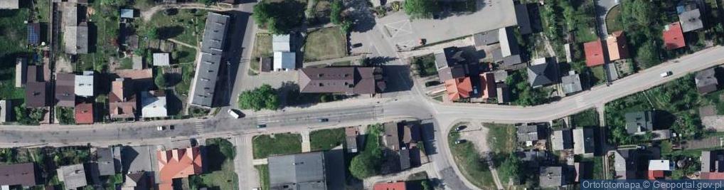 Zdjęcie satelitarne Tablica upamiętniająca poległych żołnierzy ZWZ-AK-WiN