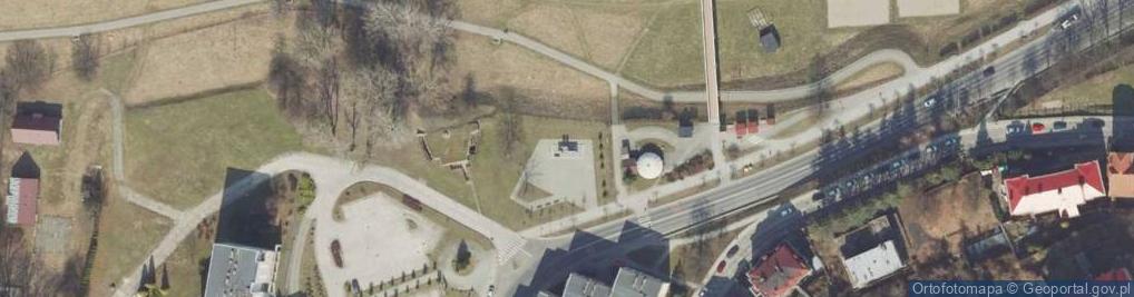 Zdjęcie satelitarne Zesłańców Sybiru i Ofiar Katynia