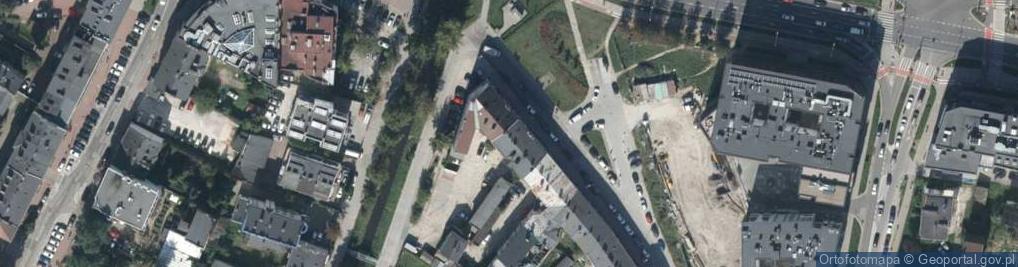 Zdjęcie satelitarne 1.Drobne Usługi Krawieckie 2.Sklep Wielobranżowy Iga Iwona Chudobska