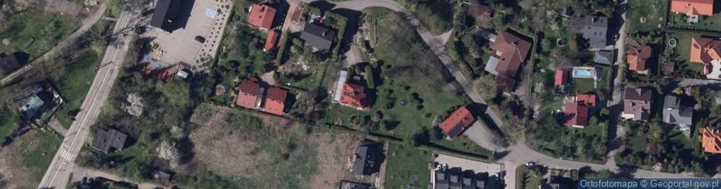 Zdjęcie satelitarne 1/Firma Usługowa Dokument X Andrzej Szałaj, 2/Figlo-Park Andrzej Szałaj