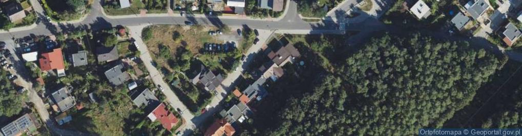 Zdjęcie satelitarne 1.Mariola Piotrowska Przedsiebiorstwo Usługowo-Handlowe Lubimex T.Piotrowski, M.Piotrowska2.Prywatna Praktyka Lekarska Mariola Piotrowska