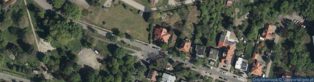 Zdjęcie satelitarne 1.Msa-Dent Marek Sieczak - Wspólnik Spółki Cywilnej2.Bluan Marek Sieczak