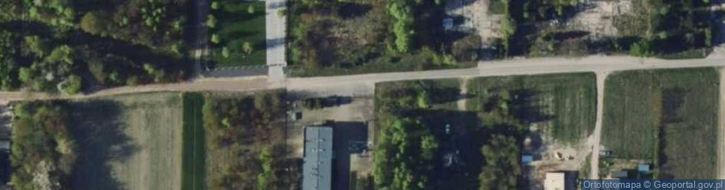 Zdjęcie satelitarne 1.Przedsiębiorstwo Produkcyjno Handlowo Usługowe ElegantG.Misztal, M.Kapuściński 2.Przedsiębiorstwo Produkcyjno Handlowo Usługowe Shacall 3.Przedsiębiorstwo Produkcyjno Handlowo Usługowe Elegant Marek Kapuściń