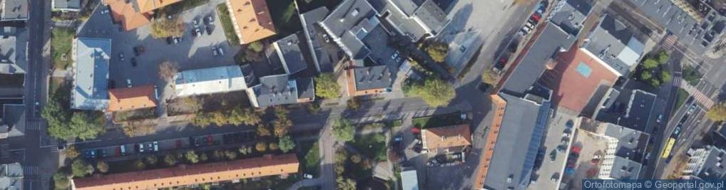 Zdjęcie satelitarne 1.World - Fashion 2.Emka Style Kinga Kujawa