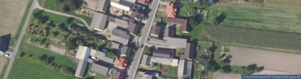 Zdjęcie satelitarne 19 63 604 Baranów Rafmax