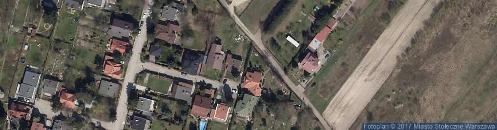 Zdjęcie satelitarne A P Instruments