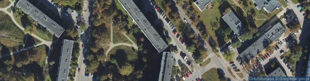 Zdjęcie satelitarne A Przez K