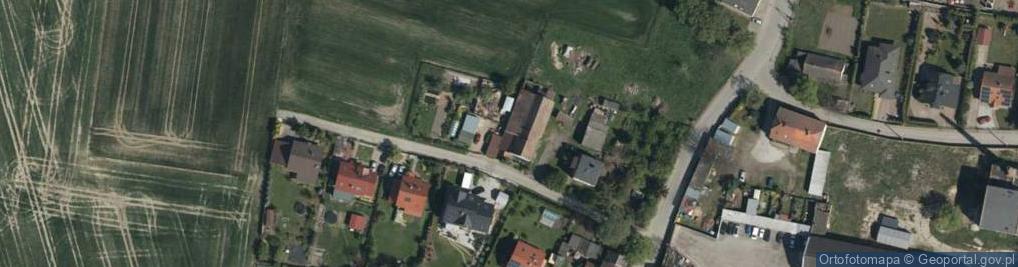 Zdjęcie satelitarne Adam Broniewicz
