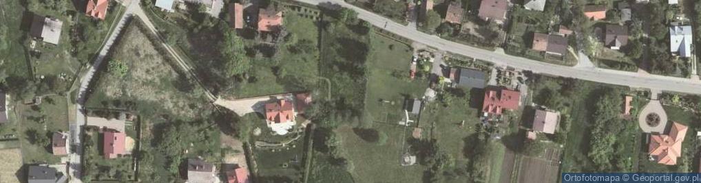 Zdjęcie satelitarne Aleksandra Grochola