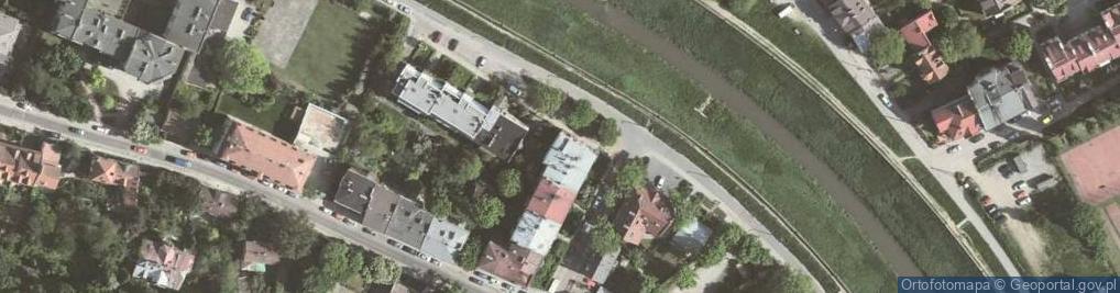 Zdjęcie satelitarne Awans