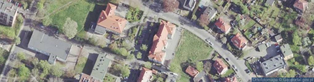 Zdjęcie satelitarne Bar Rabarbar