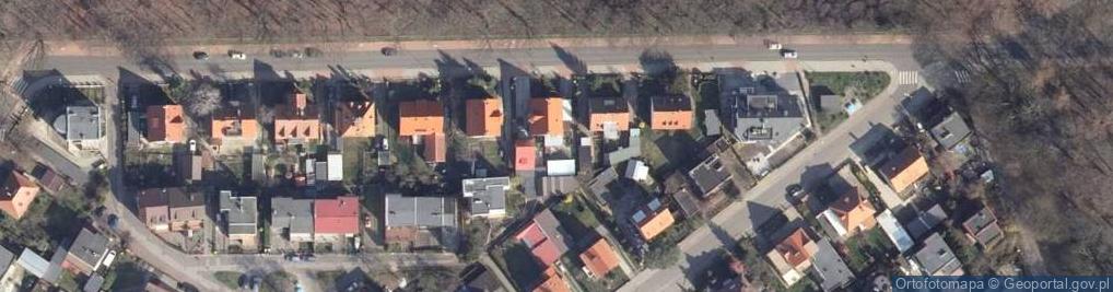 Zdjęcie satelitarne Besta