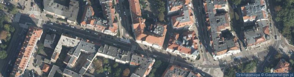 Zdjęcie satelitarne C & R