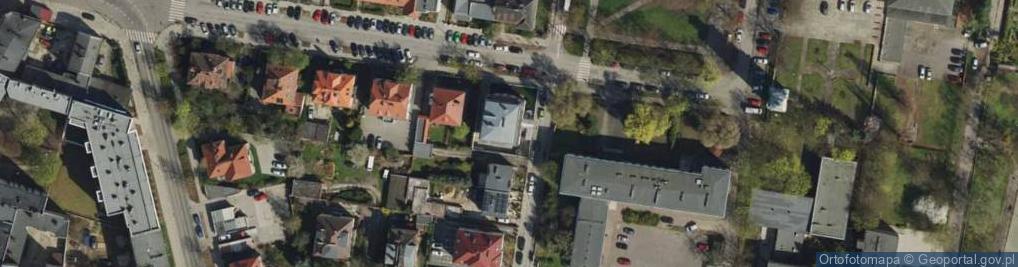 Zdjęcie satelitarne C T