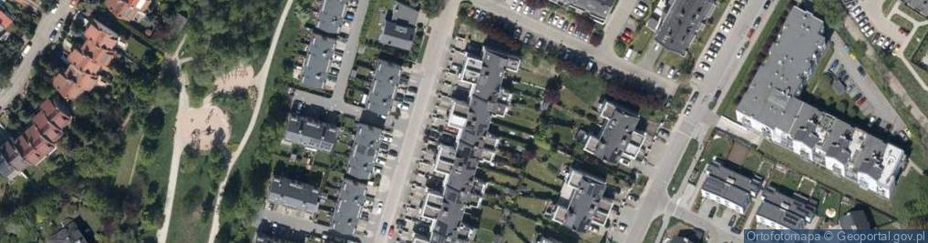 Zdjęcie satelitarne Car Park