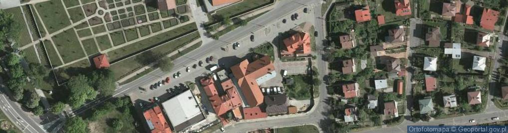 Zdjęcie satelitarne Centrum Handlowe Ber Hal