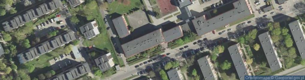 Zdjęcie satelitarne Centrum Kształcenia Praktycznego nr 2 w Białymstoku